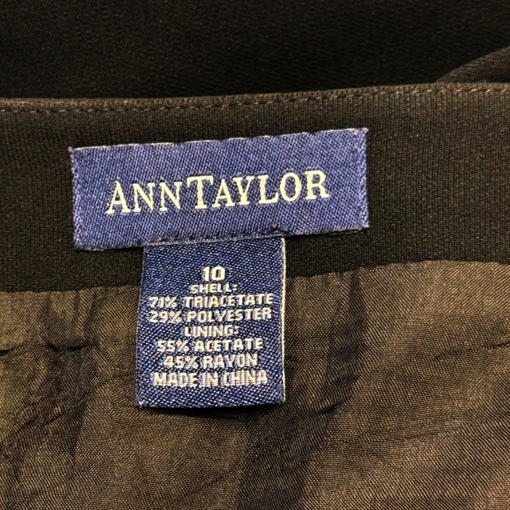 Ann Taylor Black Pleated Hem Pencil Skirt Size 10 Professional Knee Length - Picture 5 of 5